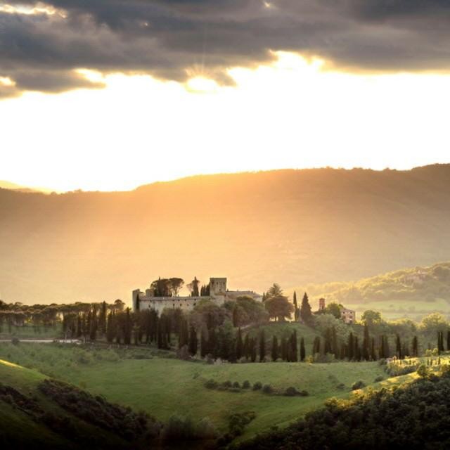 1517097_1421229954800319_1957513607_n