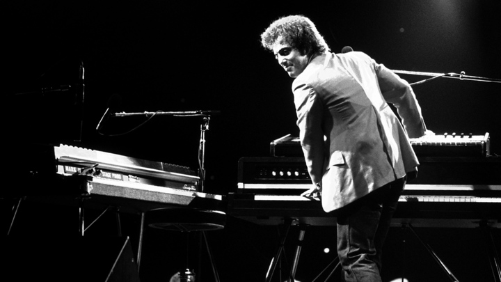 Billy Joel Performs Live On 1980 US Tour