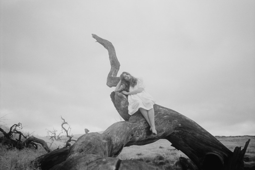 XANNIE-CATER-BY-OLIVIA-BEE-FOR-ELLE-FRANCE-JULY-2015-16