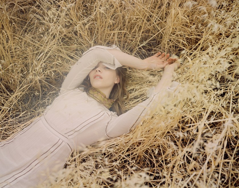 XANNIE-CATER-BY-OLIVIA-BEE-FOR-ELLE-FRANCE-JULY-2015-7