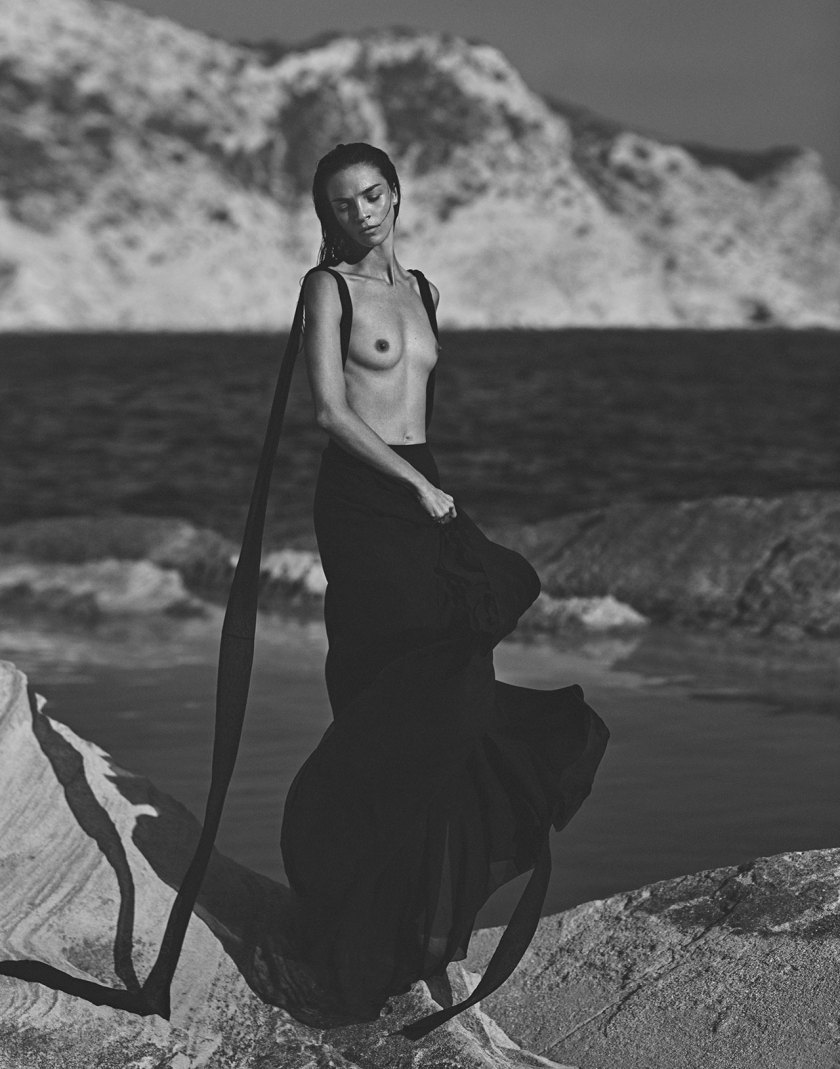 MARIACARLA-BOSCONO-BY-EMMA-TEMPEST-FOR-MODELS-MDX-SETPEMBER-2015-2