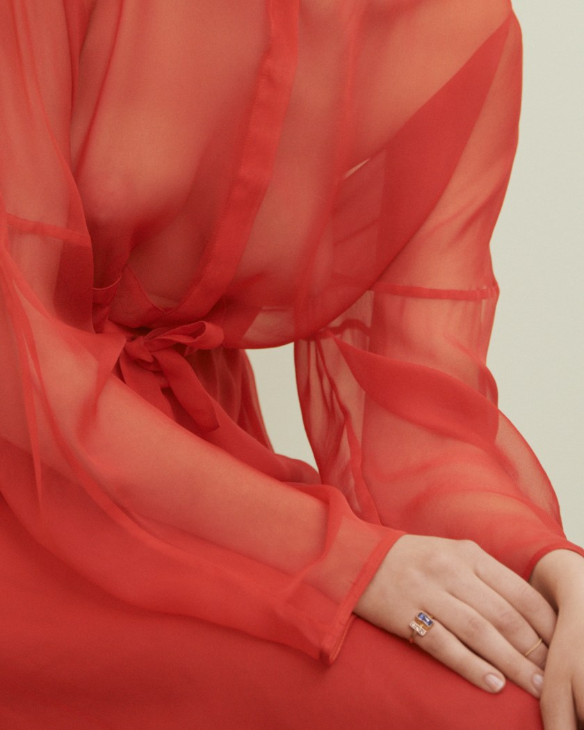 MELINA-GESTO-BY-JULIA-NONI-FOR-VOGUE-GERMANY-JANUARY-2016-7