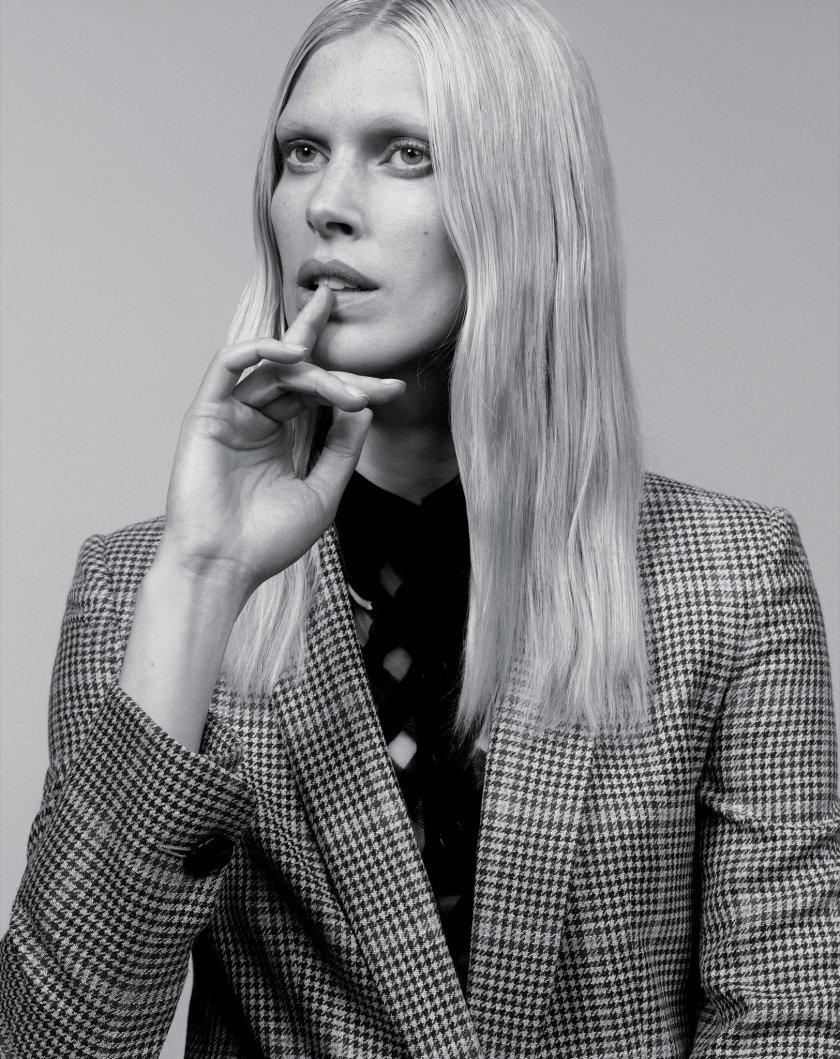 ISELIN-STEIRO-BY-CRAIG-MCDEAN-FOR-T-MAGAZINE-FEBRUARY-2016-2