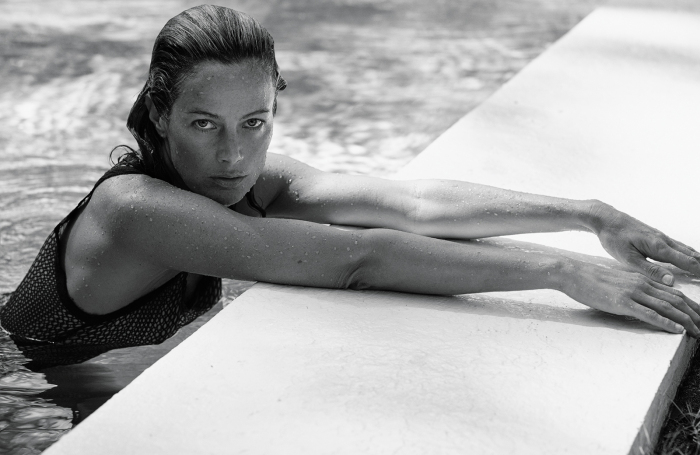 secret-hideaway-carolyn-murphy-by-mikael-jansson-for-interview-magazine-march-2016-0