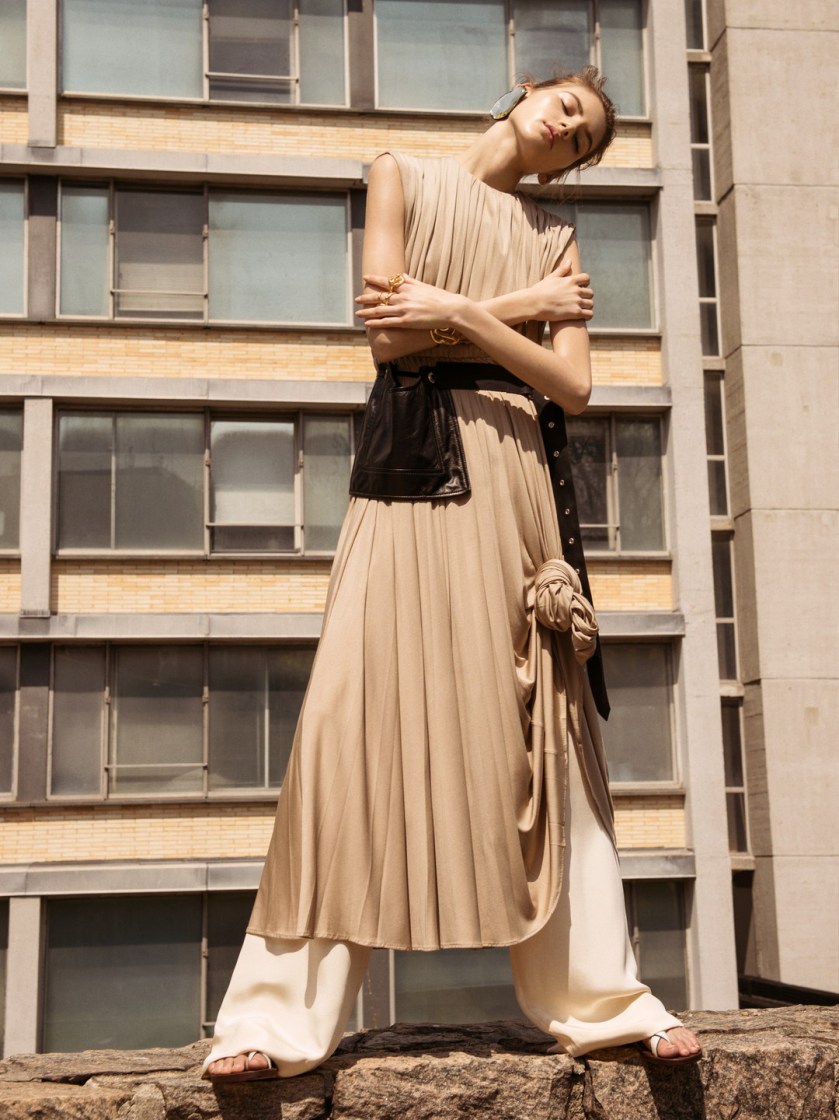 VALERY-KAUFMAN-BY-SEBASTIAN-KIM-FOR-VOGUE-RUSSIA-JULY-2016-5