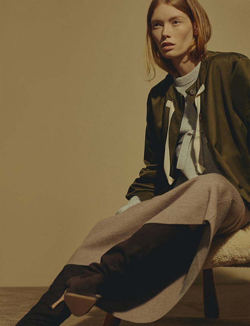 large_ed_ch_v4_outerwear_sittinginskirt