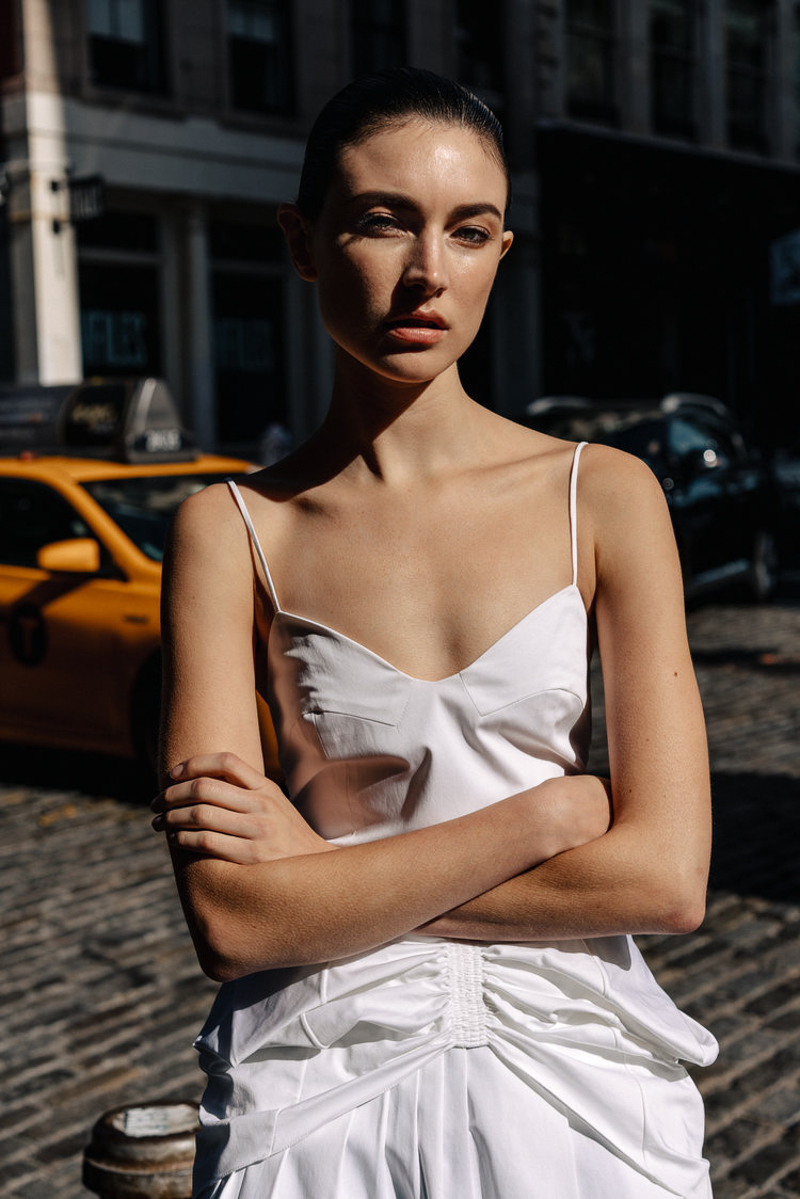 harpers-bazaar-serbia-january-2017-jacquelyn-jablonski-by-paul-mclean-4