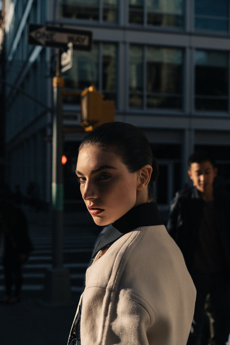 harpers-bazaar-serbia-january-2017-jacquelyn-jablonski-by-paul-mclean-9